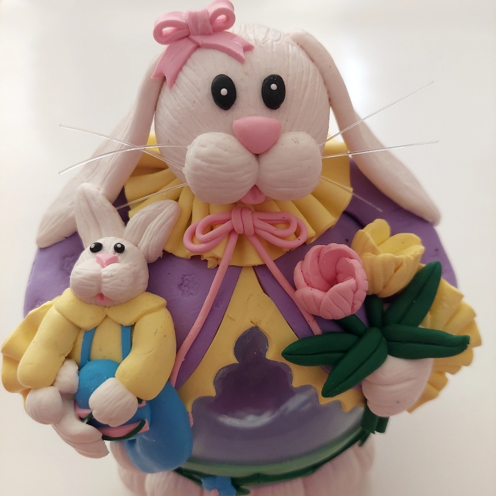 CWC  Collectible Glass Easter Bunny NIB - Picture 9 of 10